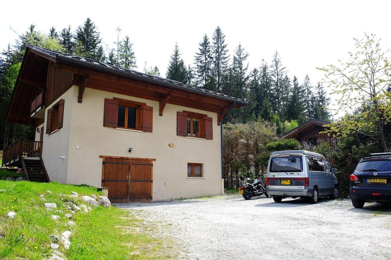 Chamonix Large Chalet, Sleeps 12, 200M2, 5 Bedroom, 4 Bathroom, Garden, Jacuzzi, Sauna Extérieur photo