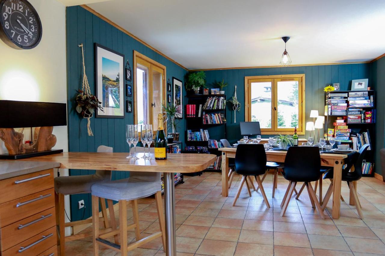 Chamonix Large Chalet, Sleeps 12, 200M2, 5 Bedroom, 4 Bathroom, Garden, Jacuzzi, Sauna Extérieur photo