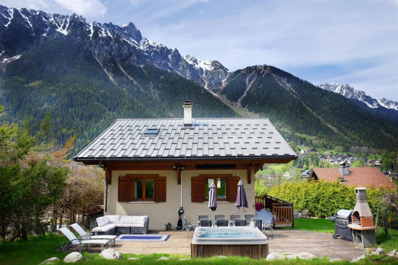 Chamonix Large Chalet, Sleeps 12, 200M2, 5 Bedroom, 4 Bathroom, Garden, Jacuzzi, Sauna Extérieur photo