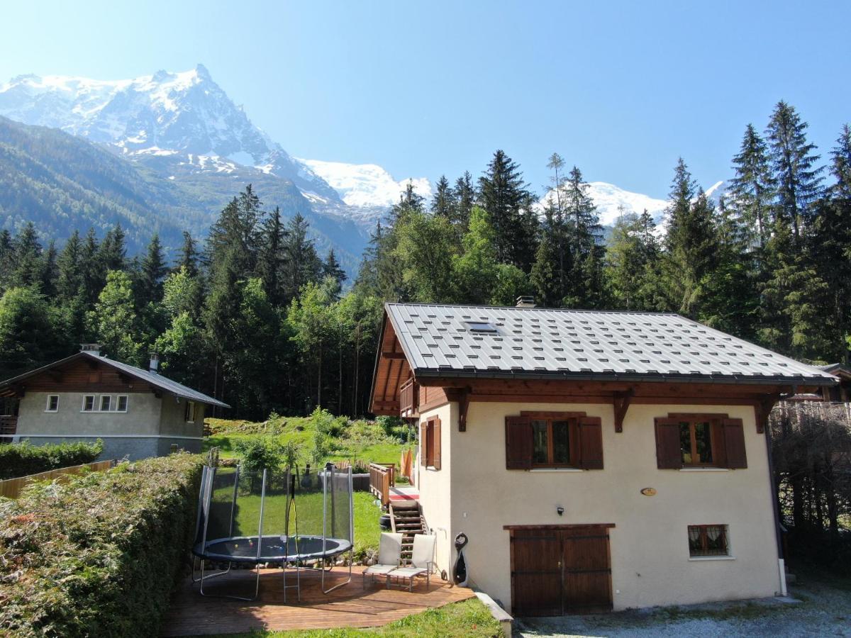 Chamonix Large Chalet, Sleeps 12, 200M2, 5 Bedroom, 4 Bathroom, Garden, Jacuzzi, Sauna Extérieur photo