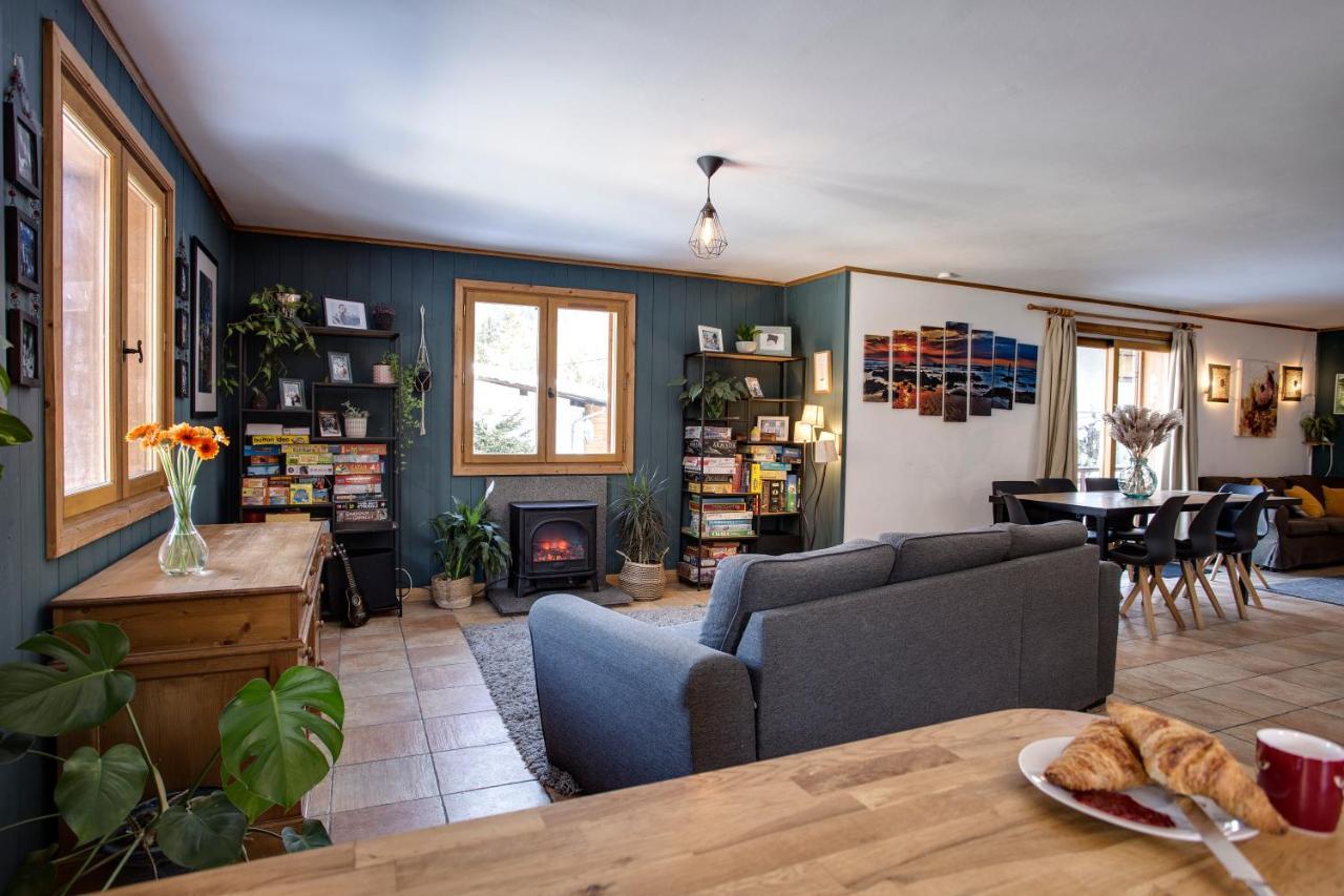 Chamonix Large Chalet, Sleeps 12, 200M2, 5 Bedroom, 4 Bathroom, Garden, Jacuzzi, Sauna Extérieur photo
