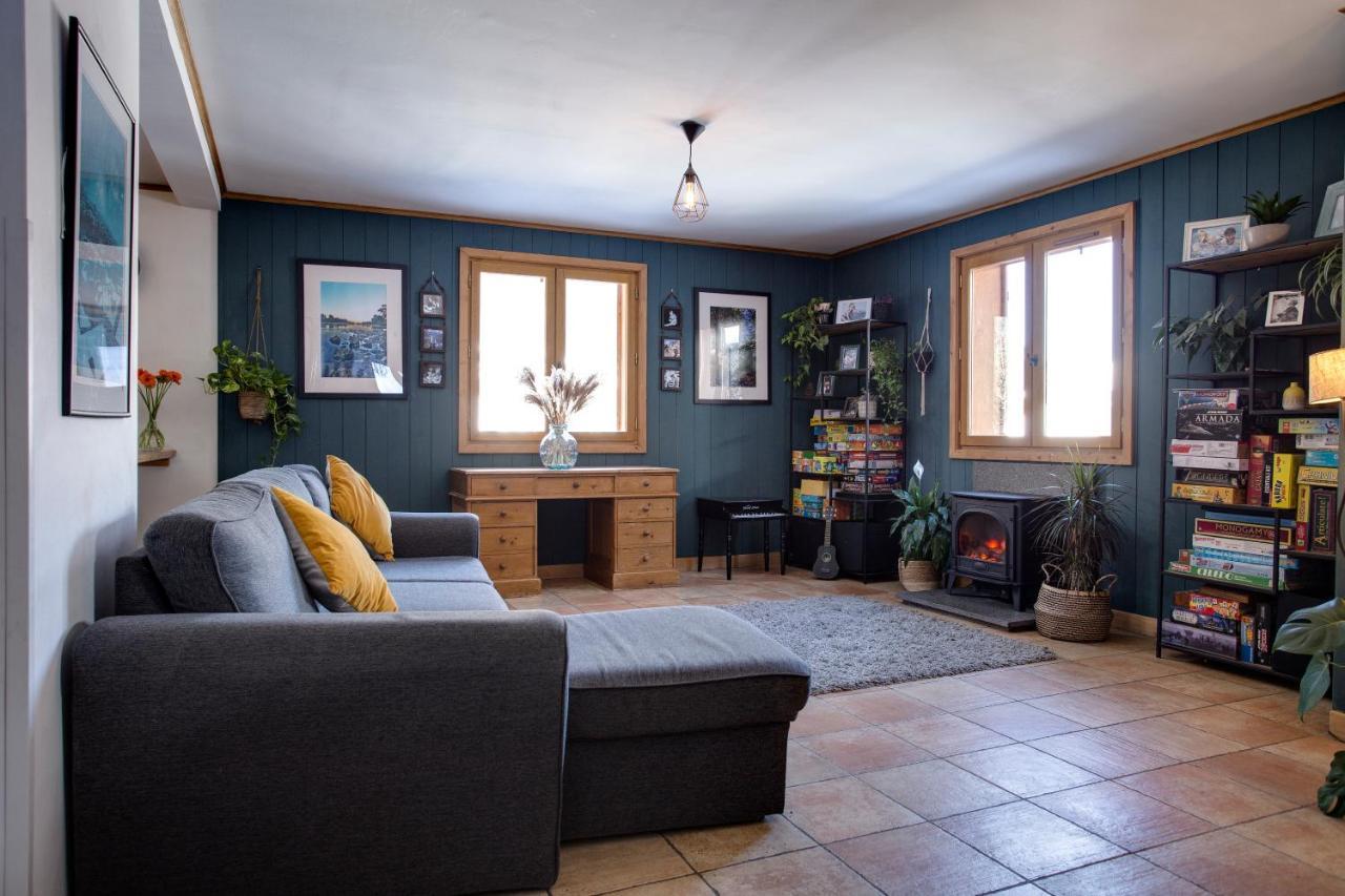 Chamonix Large Chalet, Sleeps 12, 200M2, 5 Bedroom, 4 Bathroom, Garden, Jacuzzi, Sauna Extérieur photo